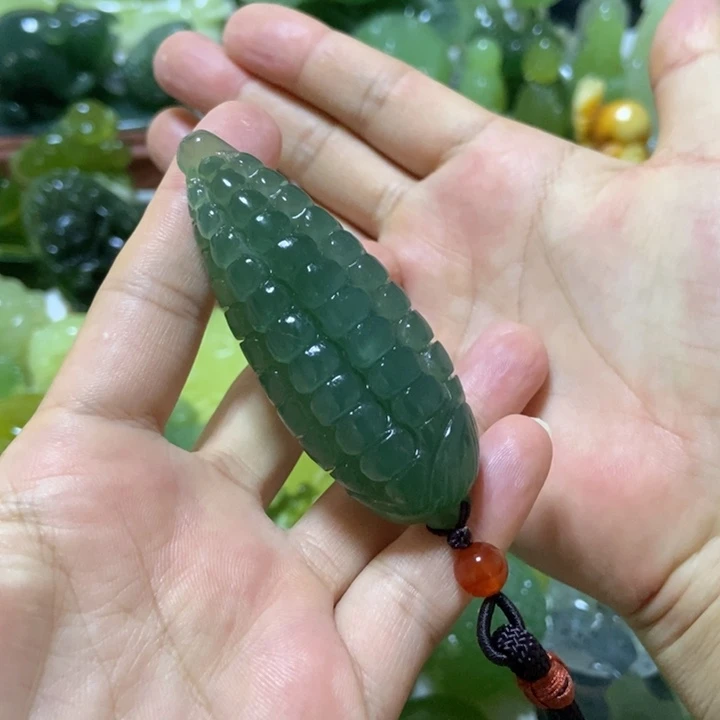 【闪购商品】蛇纹石玉未镶嵌把件