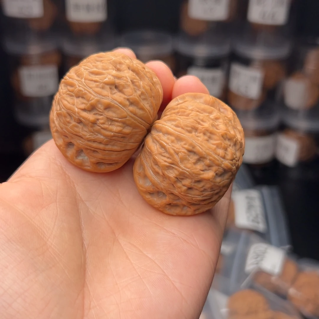 文玩核桃吊坠铄****爸铁锤