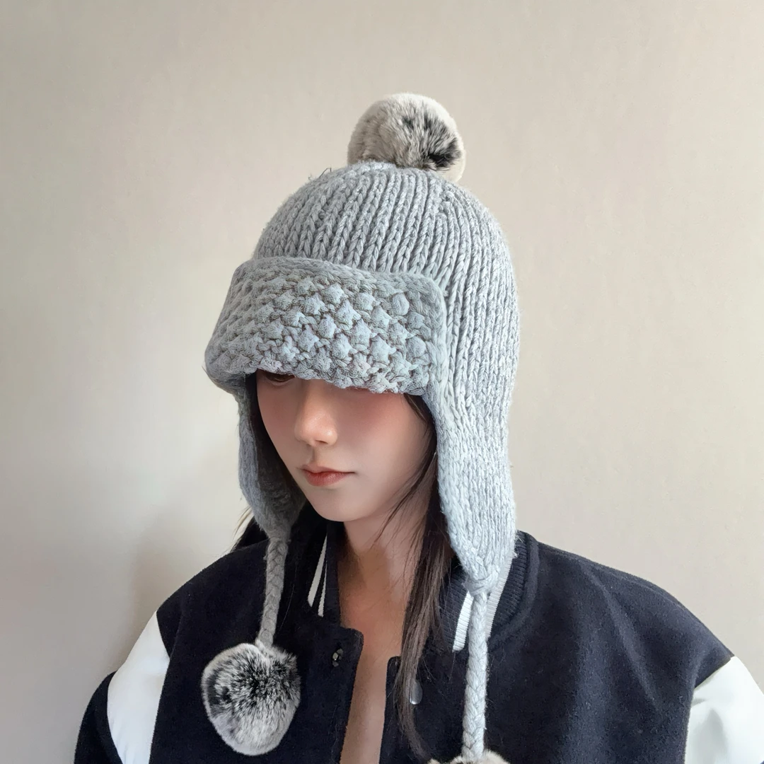 春花巧手手纯手工编织女秋冬休闲兔毛真皮毛球护耳帽保暖雷锋帽