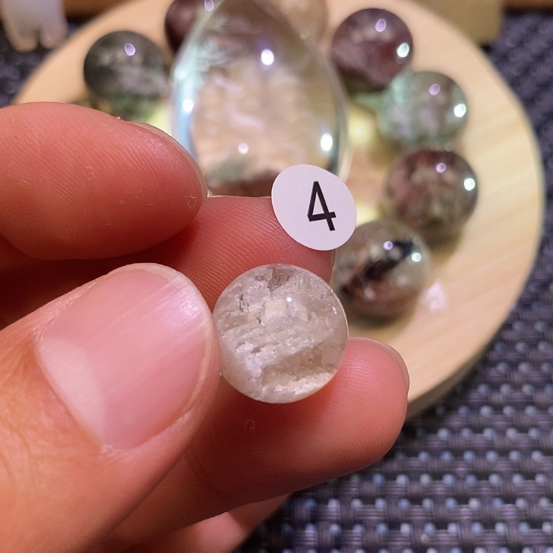 徐***黛水晶未镶嵌吊坠(不含链)