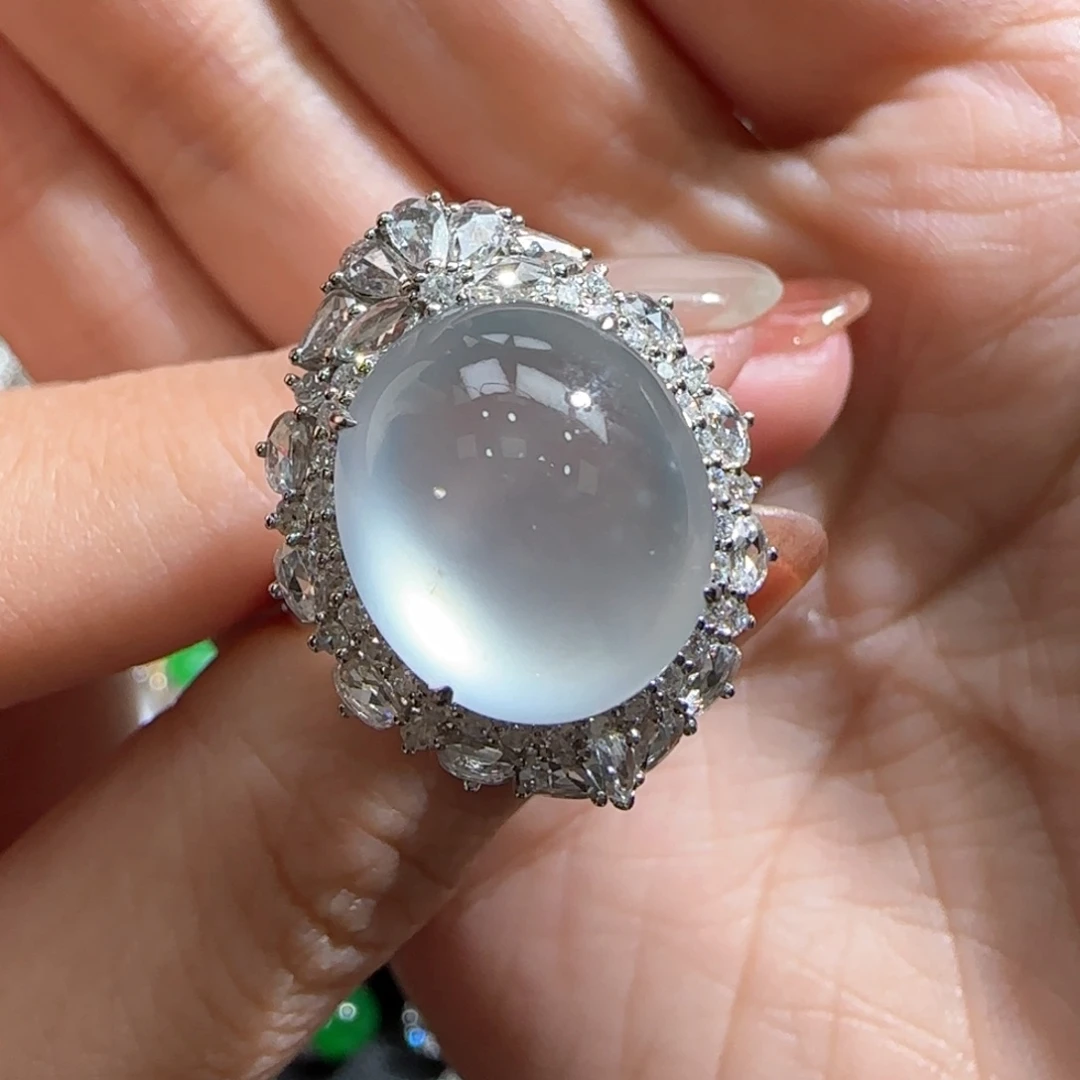 【闪购商品】翡翠戒指18K金镶嵌J**?天然缅甸A货翡翠