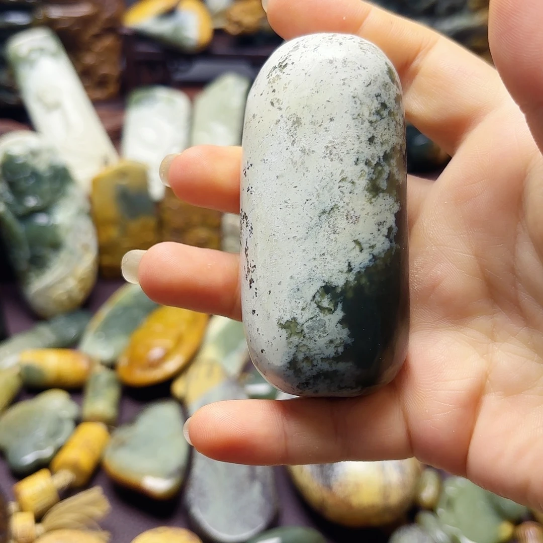 岫岩河磨玉（透闪石质玉）未镶嵌挂件