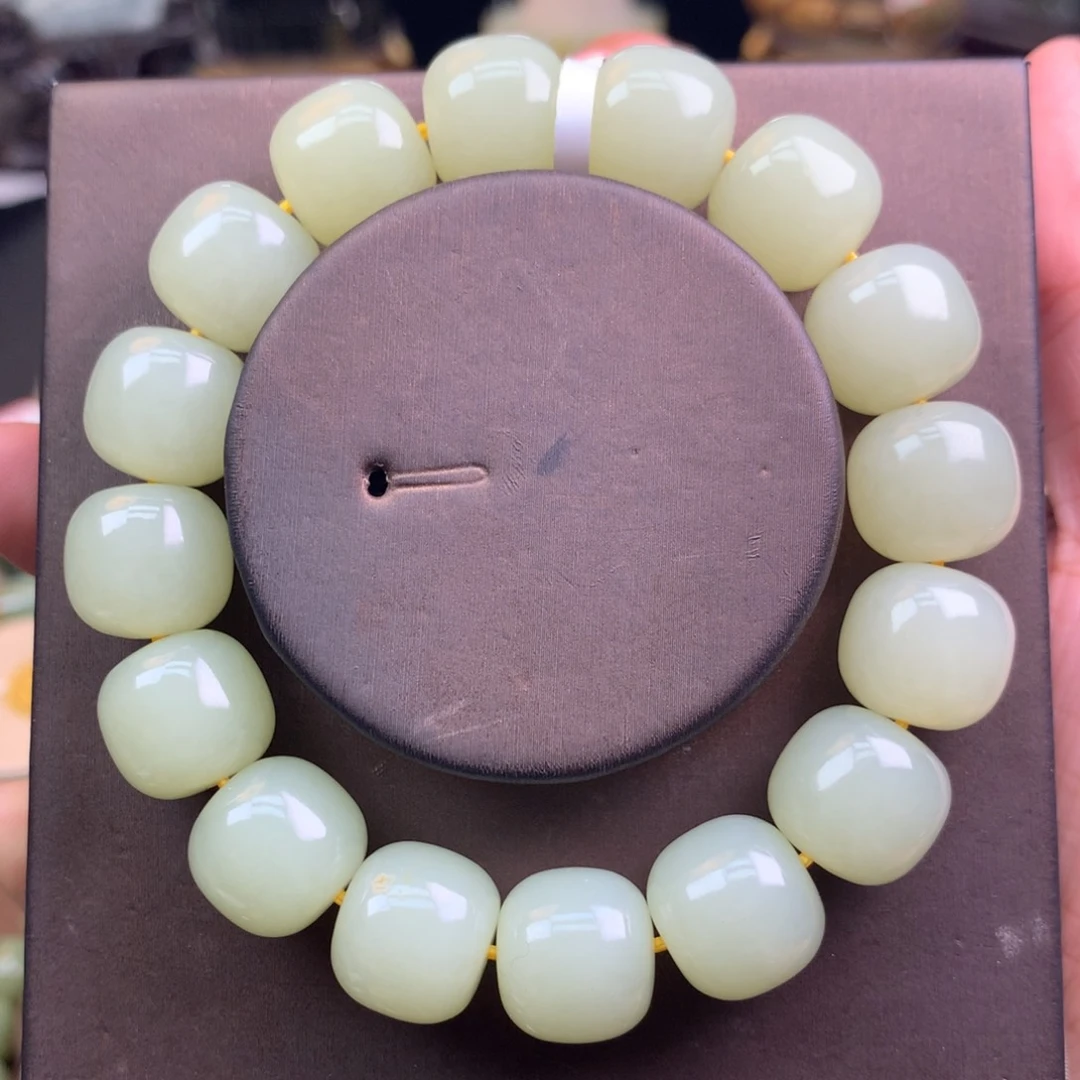 手链未镶嵌和田玉