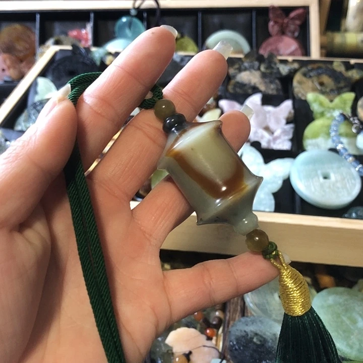 岫玉未镶嵌岫玉挂件