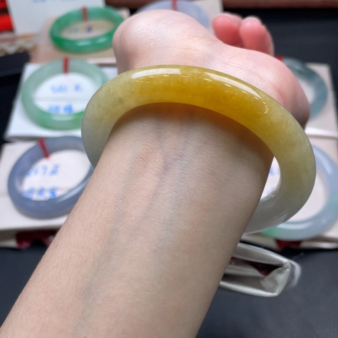 未镶嵌手镯翡翠卡56圆条，焦糖