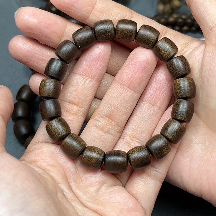 沉香沉香碎屑白棋玉化1.0