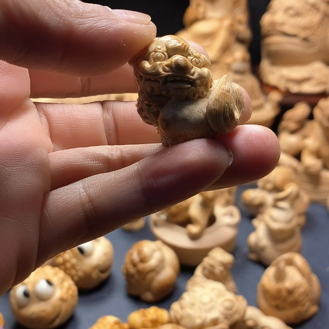 竹竹根雕小狮子，