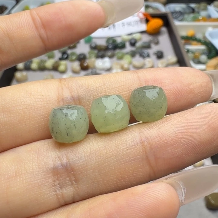 未镶嵌和田玉珠宝半成品