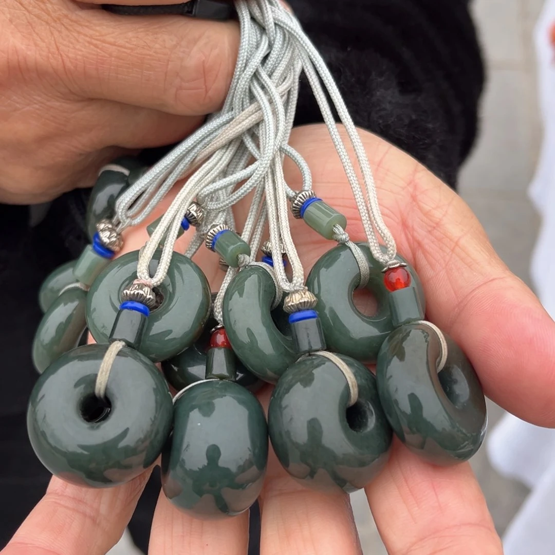 和田玉颈饰未镶嵌和田玉且末蓝甜甜圈多样性发货（拍一发一）