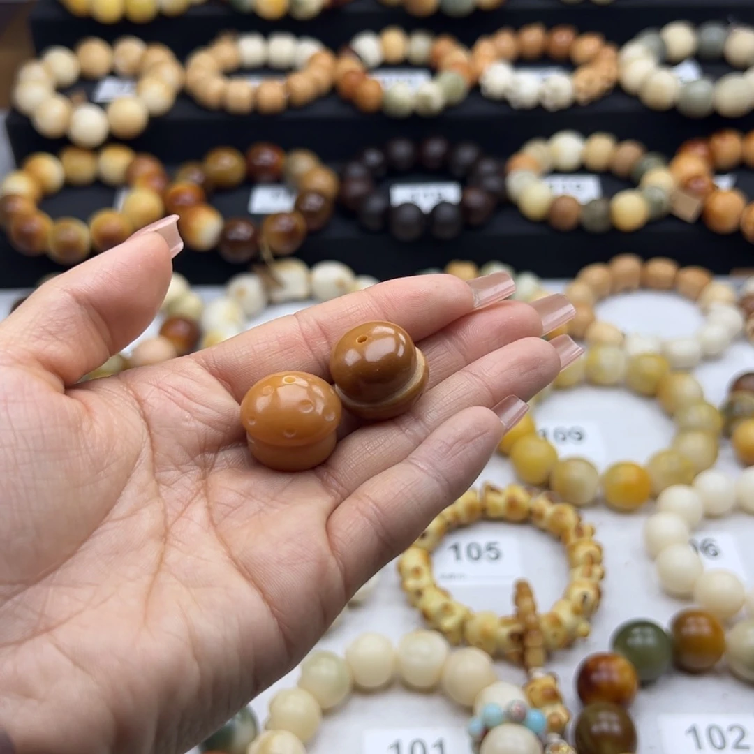 白玉菩提吊坠莲**创挂件