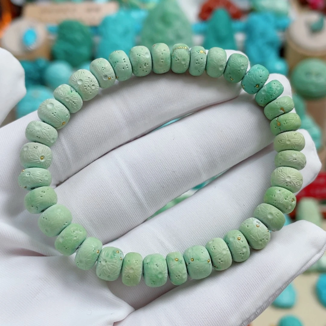 绿松石未镶嵌珠宝奇石