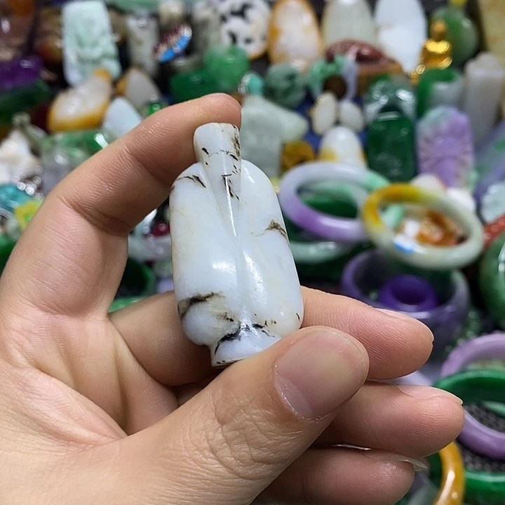 颈饰未镶嵌翡翠官方正规军回血放漏