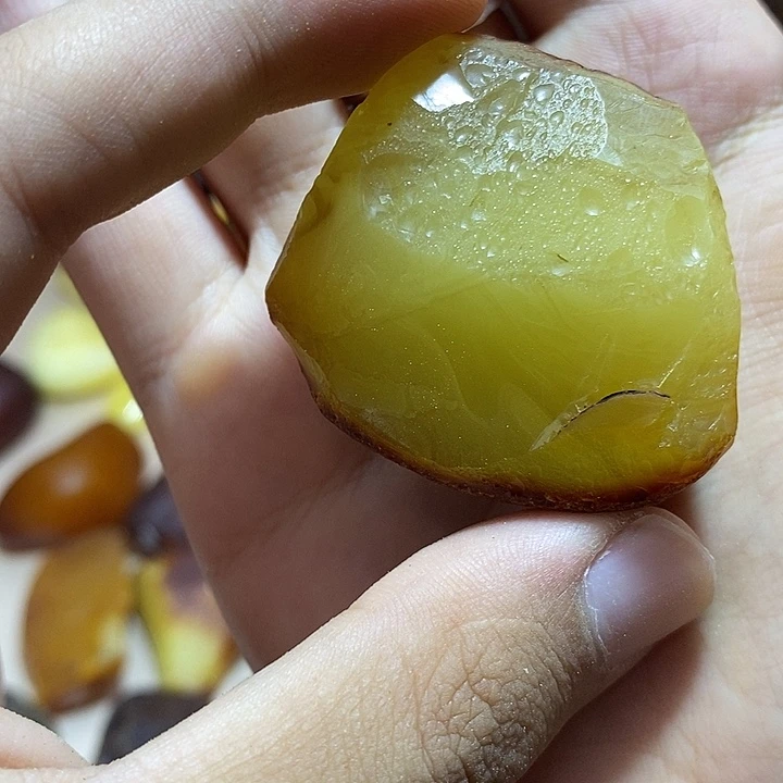 定制琥珀A****辰琥珀蜜蜡定制