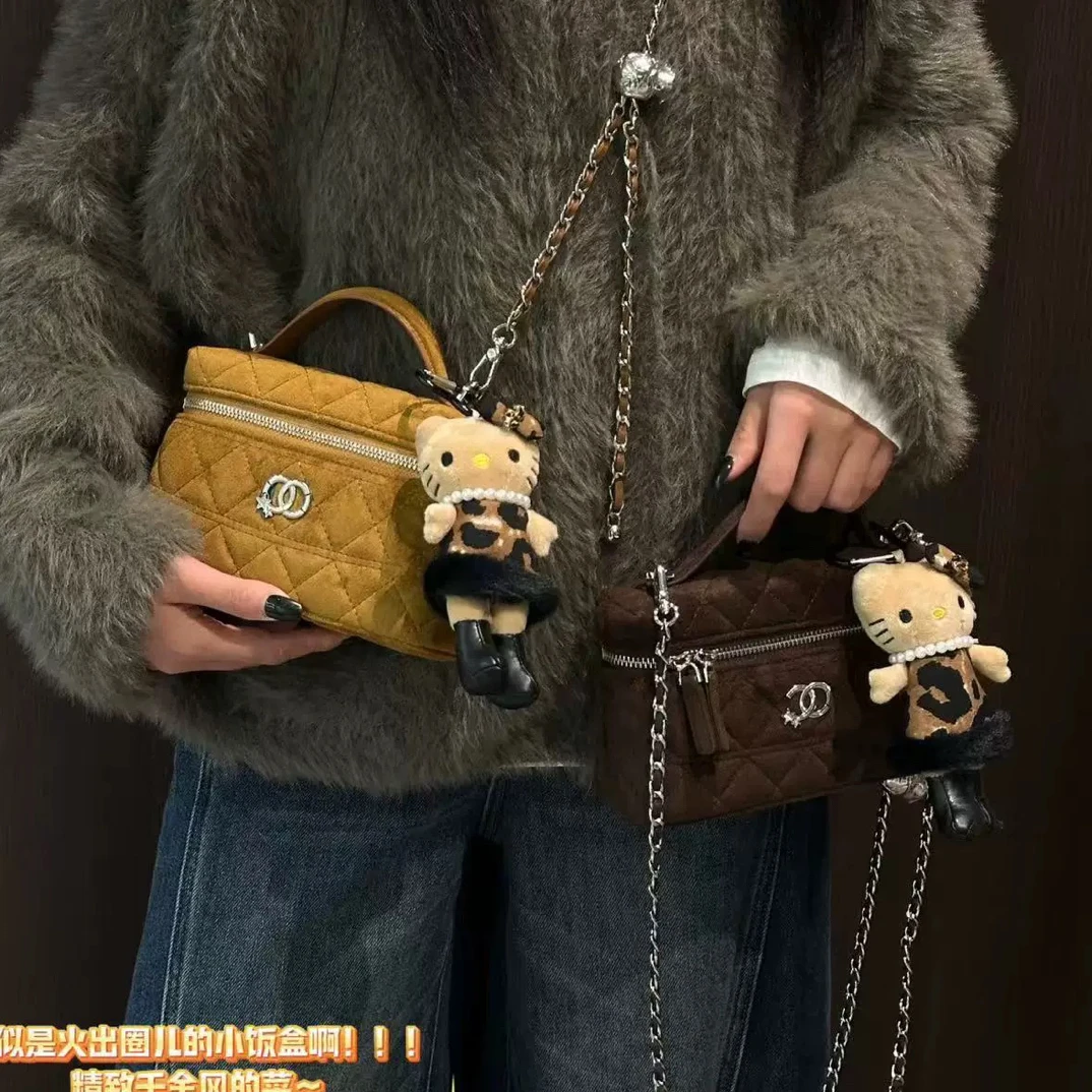 [七七]2025新款链条饭盒包复古优雅百搭耐看手提斜挎磨砂盒子包女