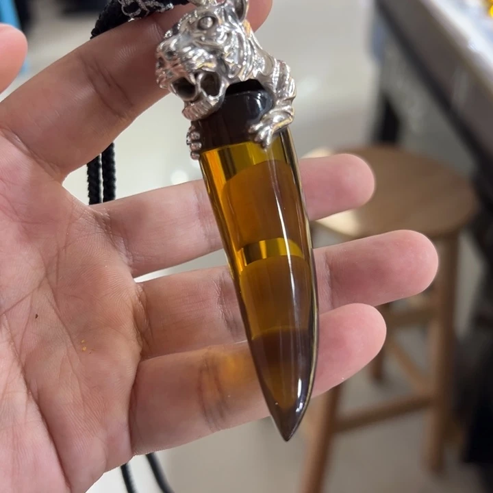 琥珀未镶嵌颈饰琥珀吊坠