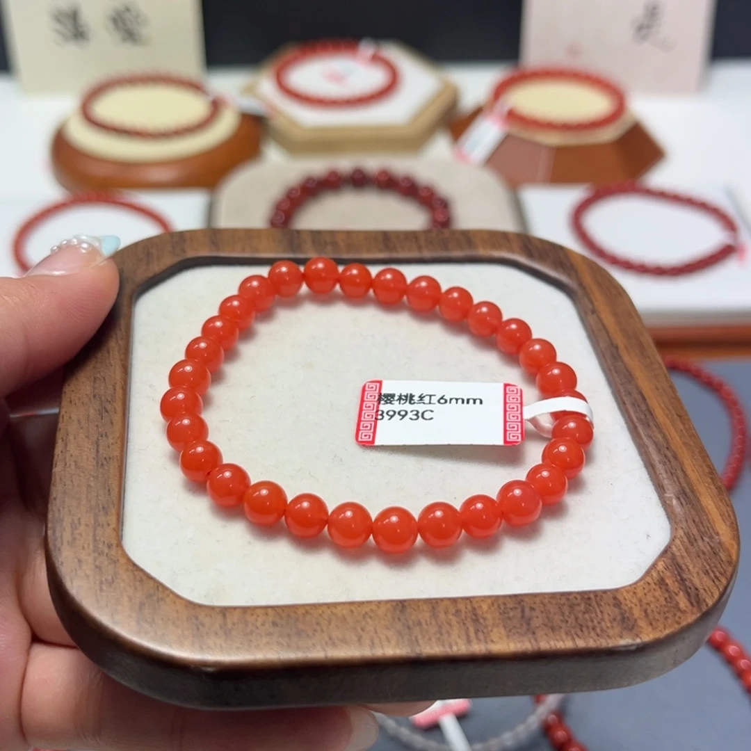 南红玛瑙未镶嵌手串原矿川料樱桃红6mm