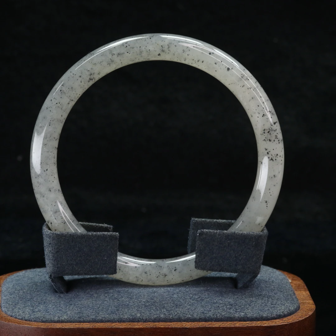 7和田玉青花手镯/900343上海嘉禾拍卖