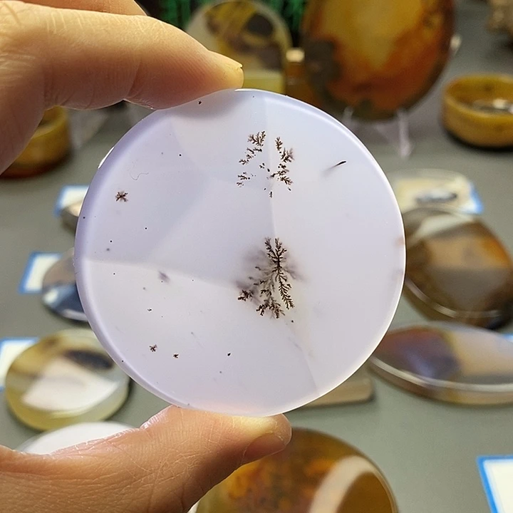 玛瑙/玉髓未镶嵌珠宝半成品9