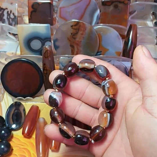 玛瑙/玉髓合金颈饰