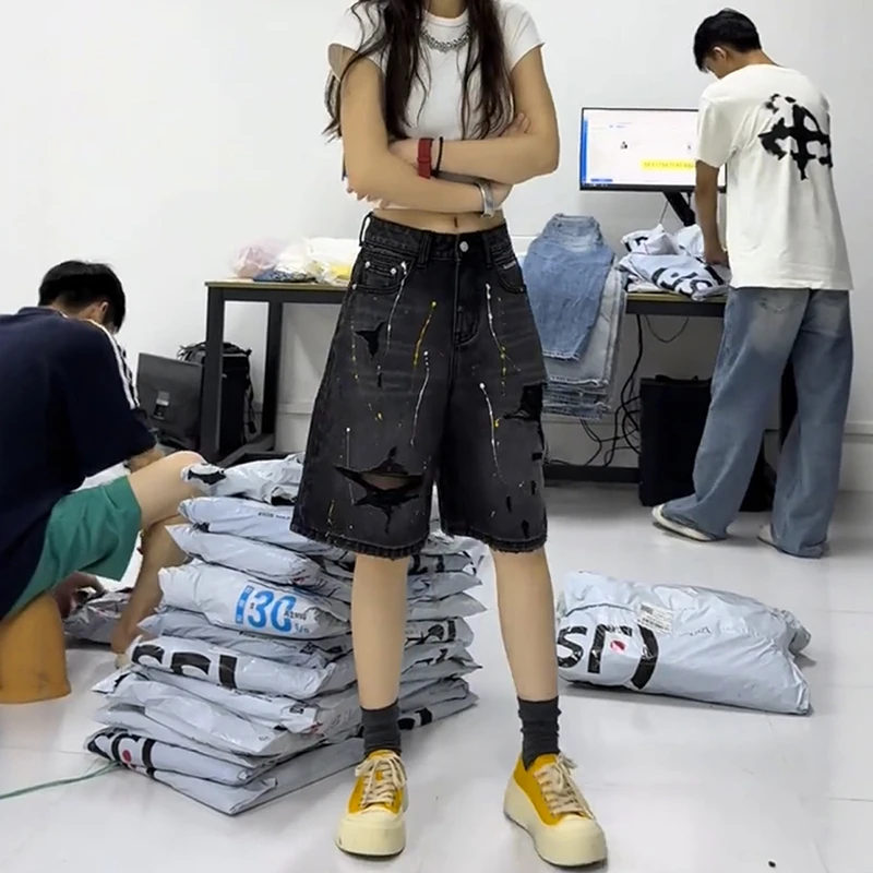 破洞牛仔裤女夏季新款宽松遮胯阔腿裤大码直筒高腰中裤显瘦五分裤