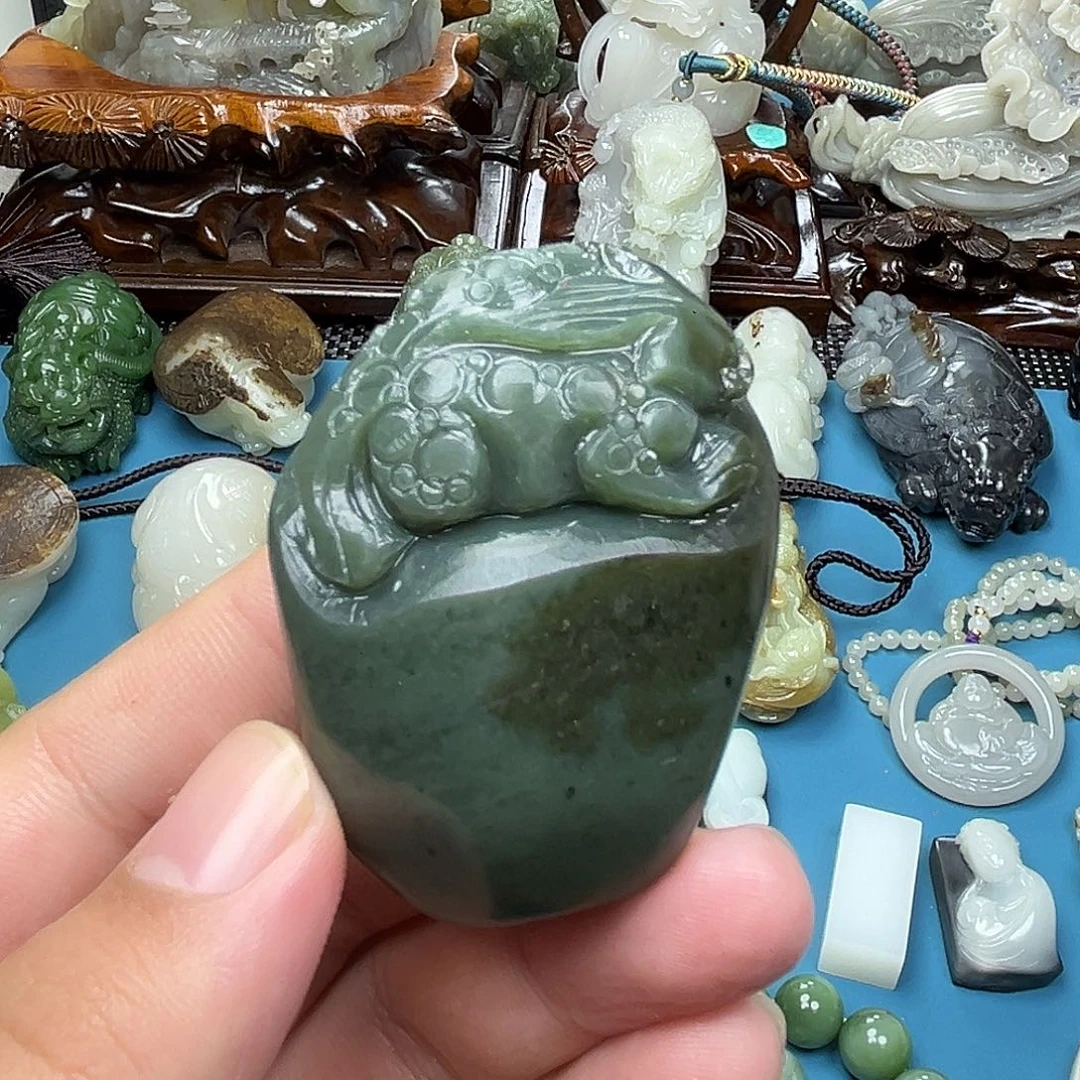 和田玉未镶嵌挂件