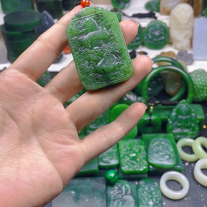 和田玉未镶嵌珠宝半成品