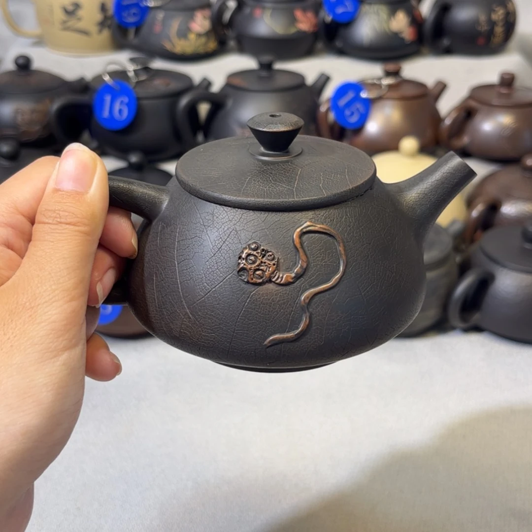 【闪购商品】红泥 浮雕莲蓬 容量 220c c
