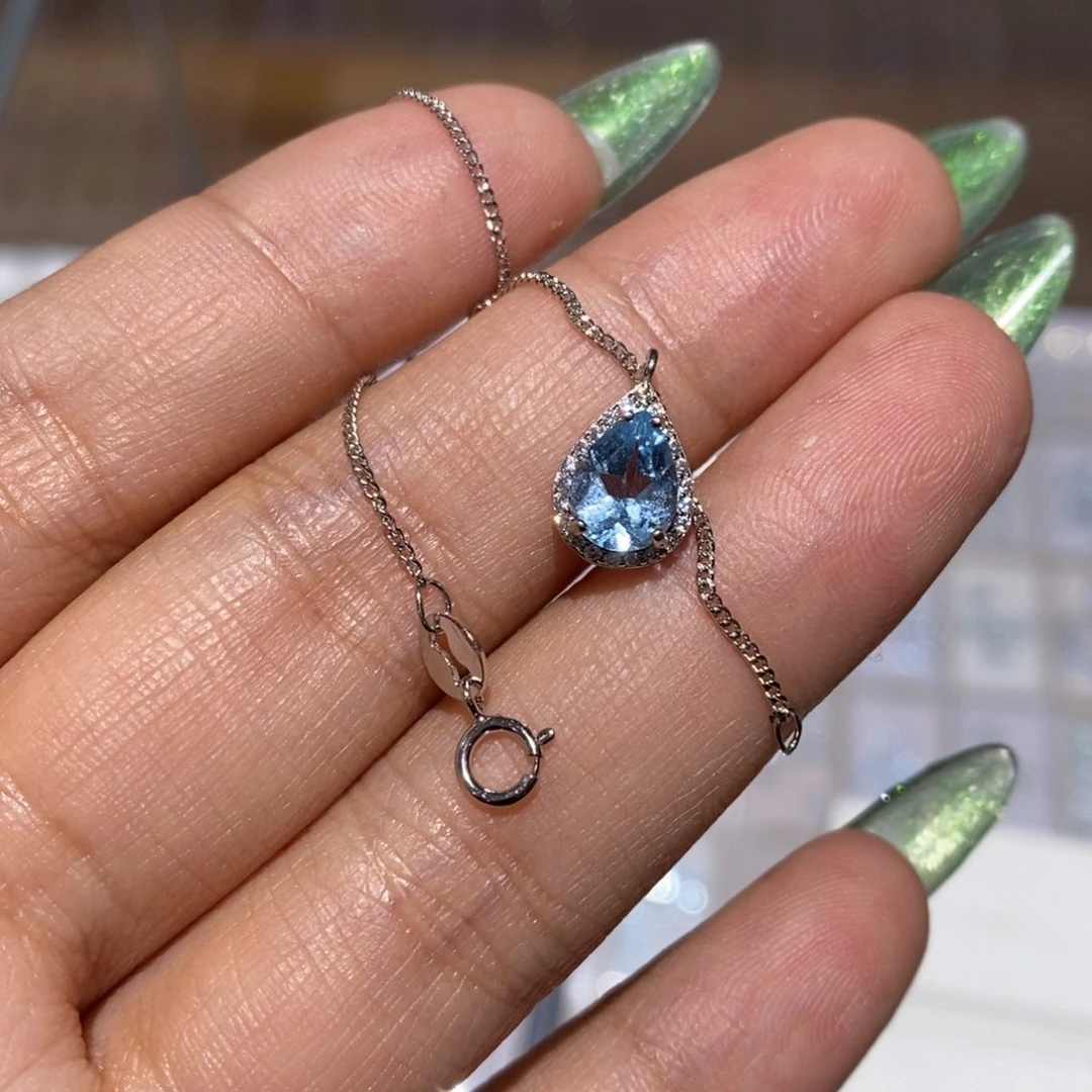 海蓝宝石吊坠(赠链)银S925镶嵌大*马