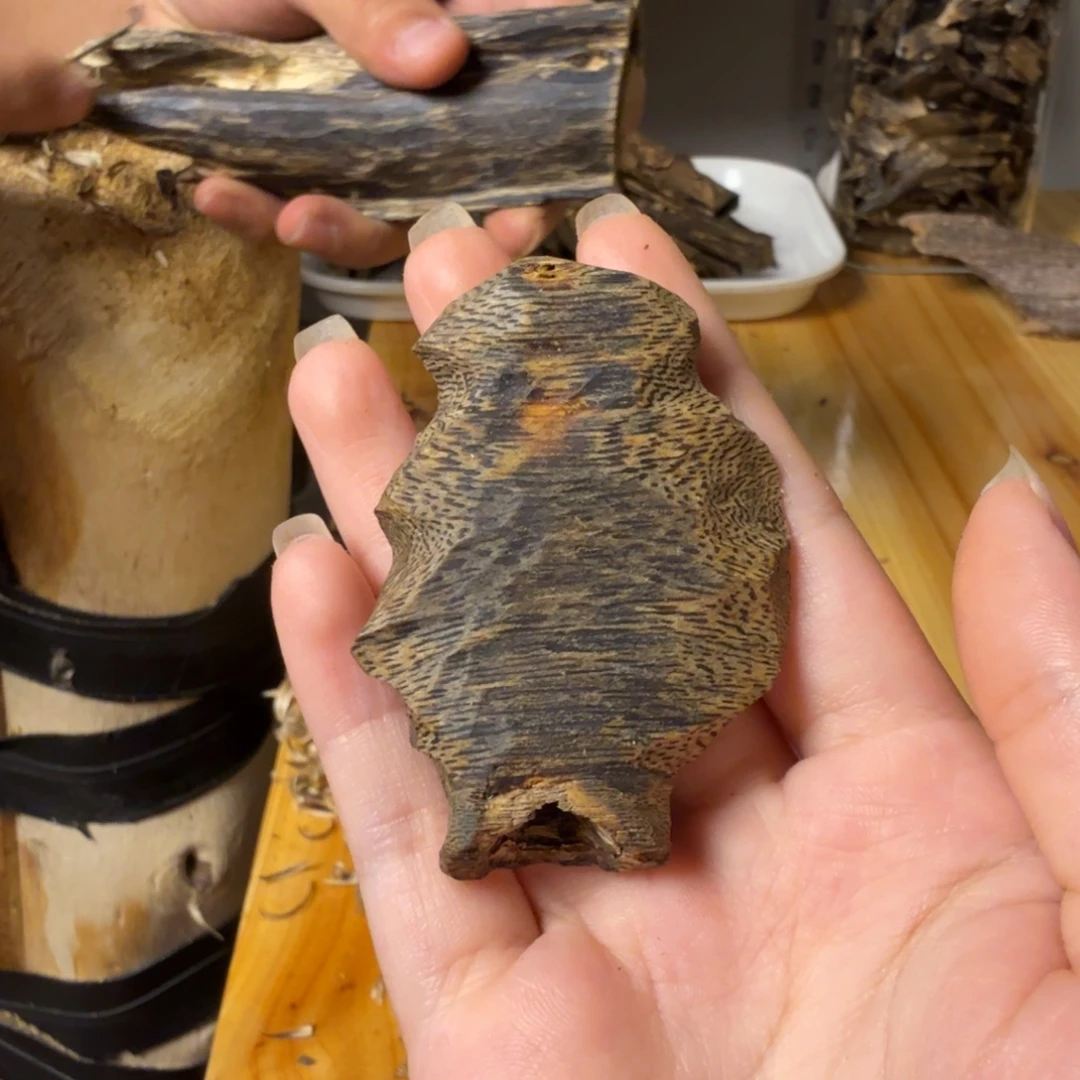 沉香黑棋颗粒香10克