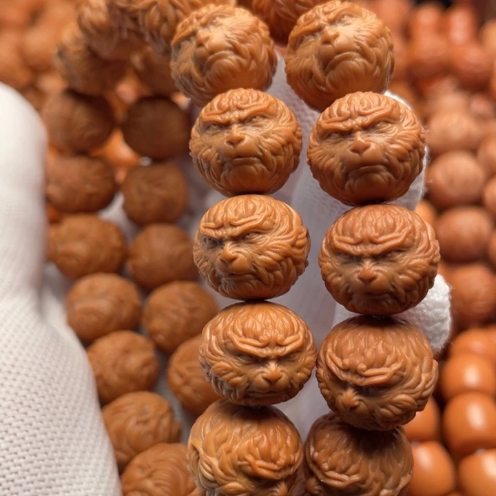 猴头核桃吊坠路***間斗战胜佛