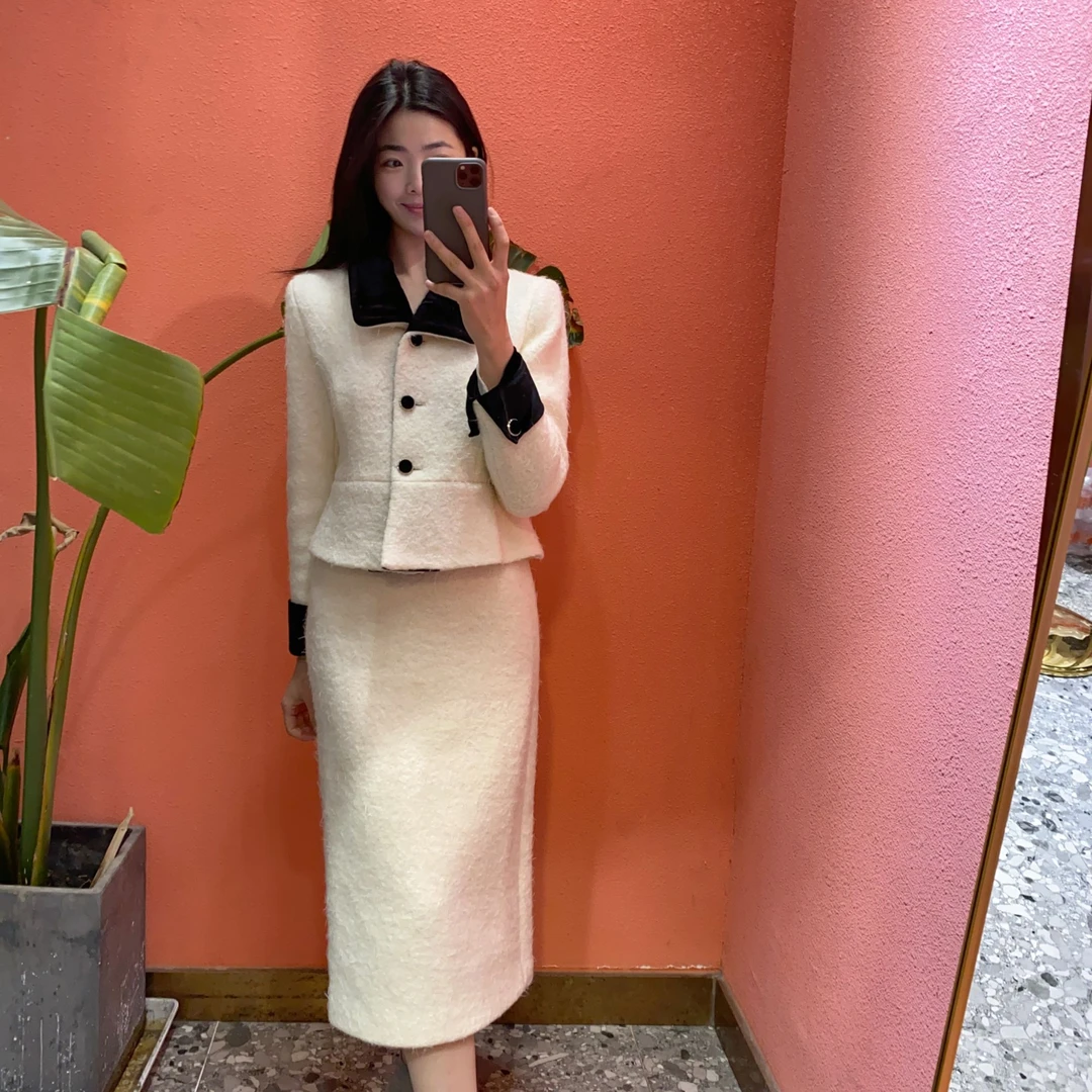 （默茗服装）神仙姐姐小香套装