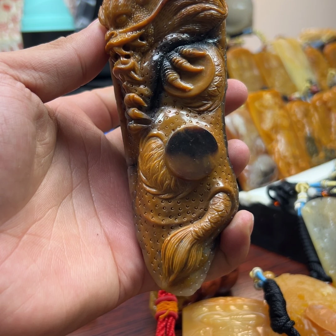 石英质玉（黄龙玉）未镶嵌hly