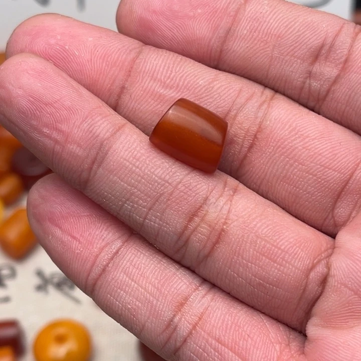 都***杰琥珀未镶嵌裸石蜜蜡马蹄