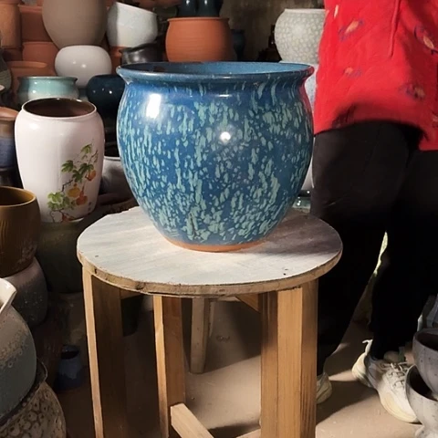 口30高29瑕疵一个盆子。