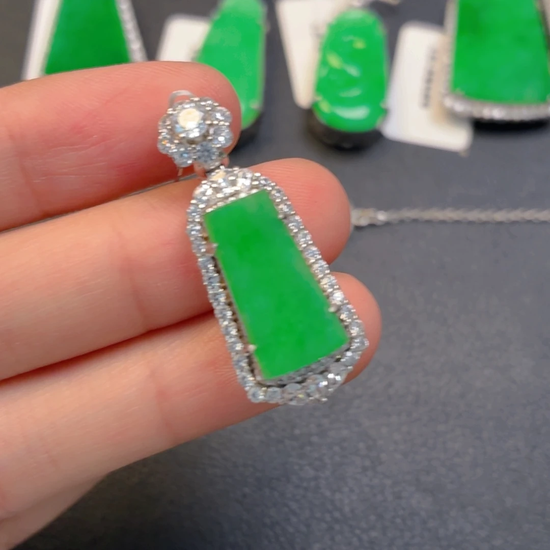 翡翠银S925镶嵌颈饰