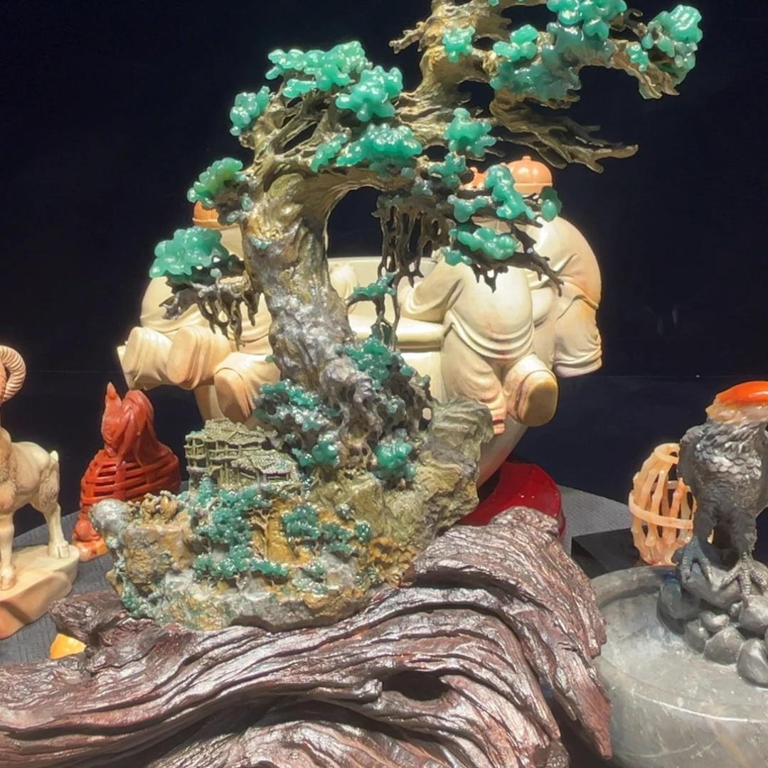 敏***。老挝石寿山石雕刻作品欣赏作品
