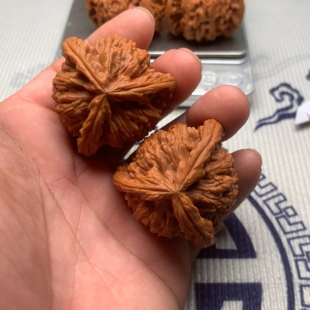 N***h文玩核桃吊坠三棱三棱三棱三棱三棱