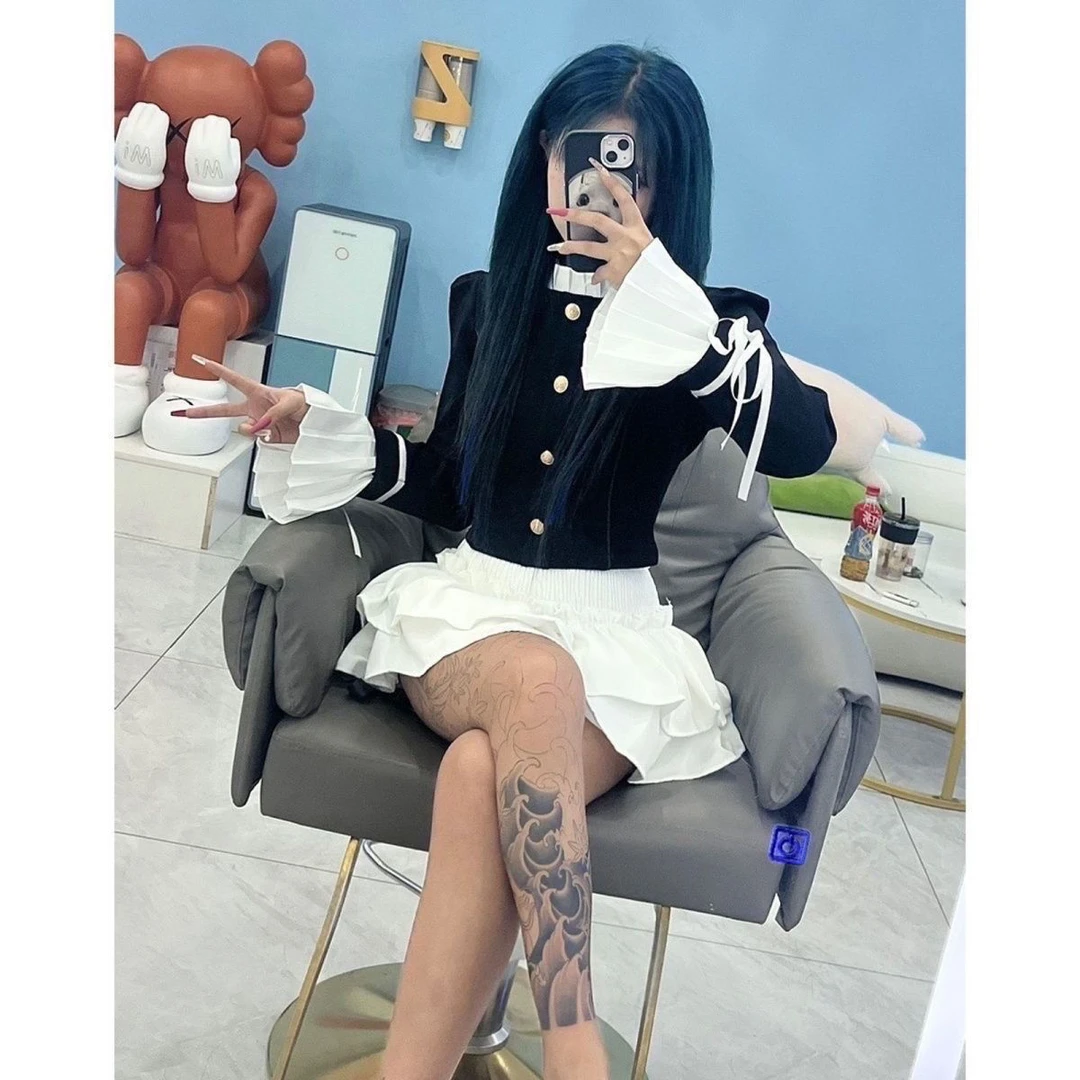 网红时尚韩版显瘦百搭黑色秋冬长袖女装套装 2025年秋季纯色纱网