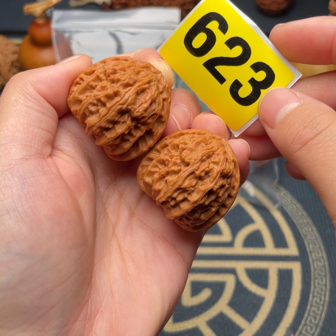 把件文玩核桃34三角白623号