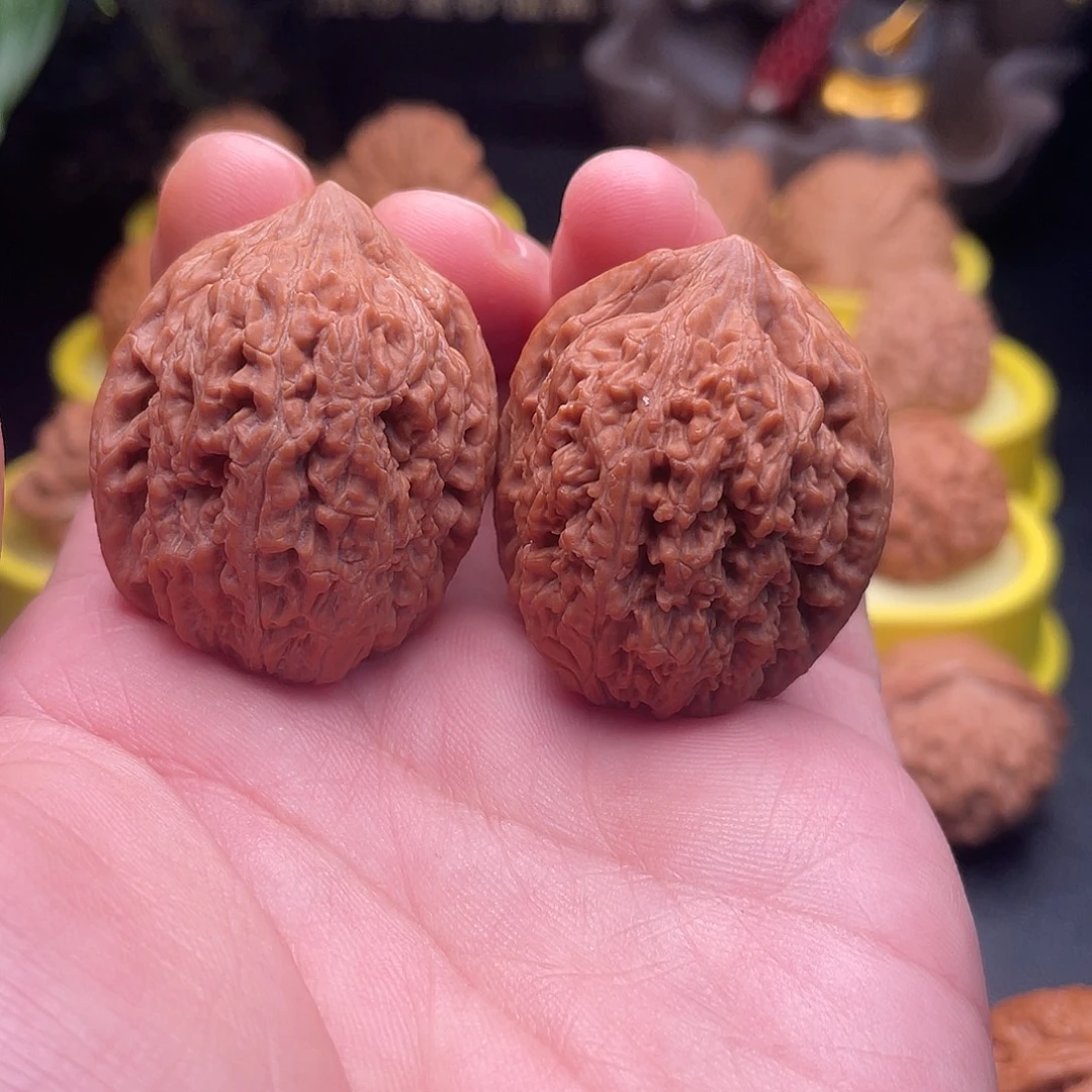 文玩核桃吊坠蒜头35