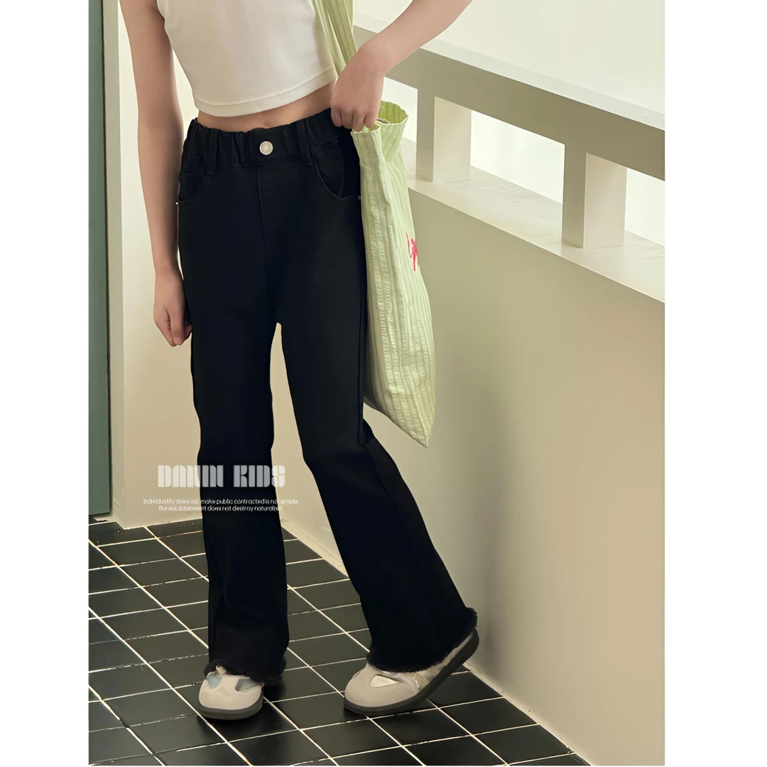 【嗒囜】女童25春季黑色水洗微喇牛仔裤中大童百搭显瘦牛仔喇叭裤