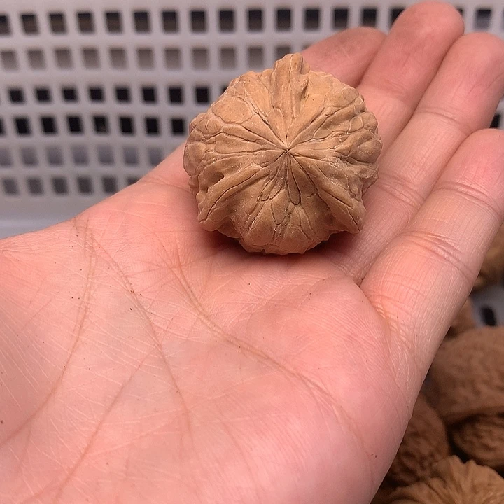 岁***静吊坠文玩核桃文玩核桃