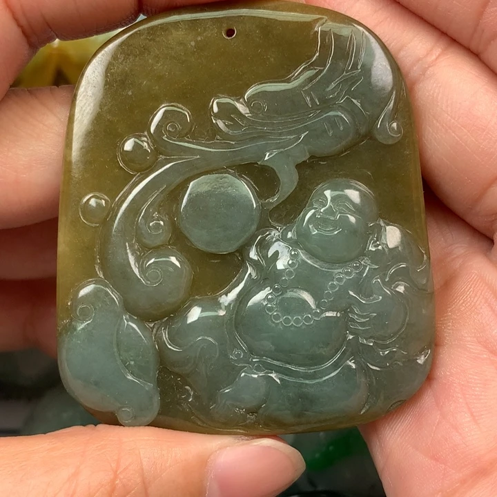 翡翠未镶嵌颈饰胡*翡翠