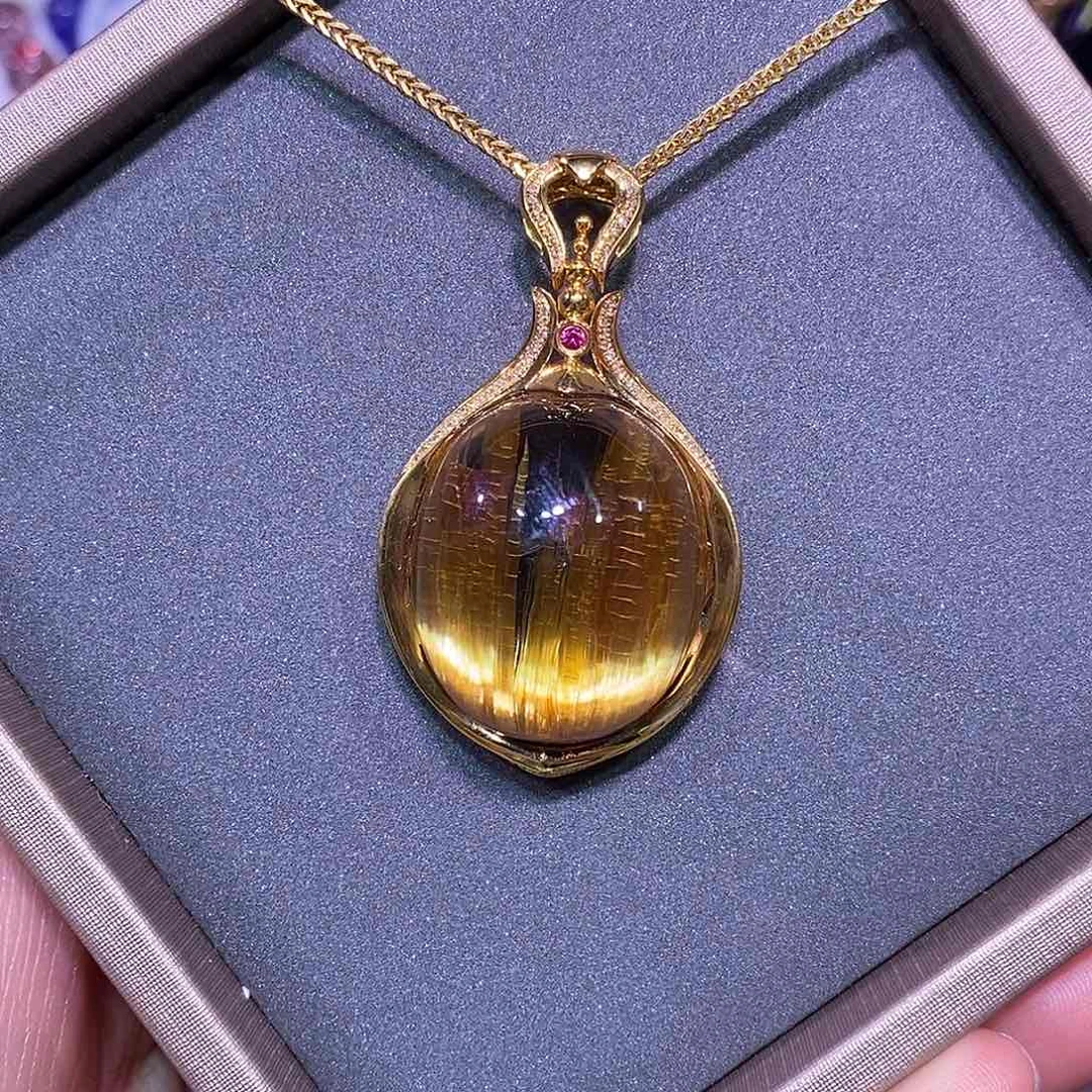 吊坠(赠链)18K金镶嵌水晶金钛晶吊坠