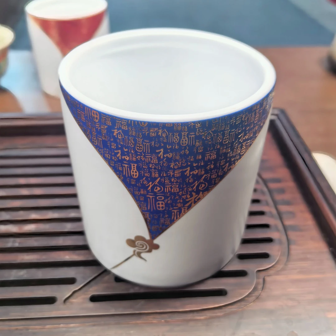 德化白瓷蓝福笔筒WH12