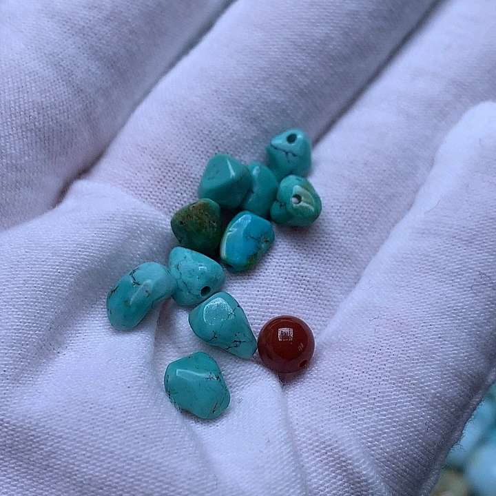 南红玛瑙未镶嵌珠宝奇石