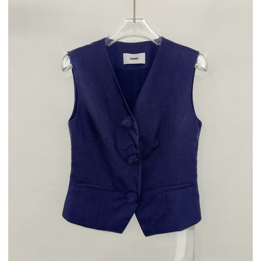 LEIIMIUM 立体花朵扣马甲