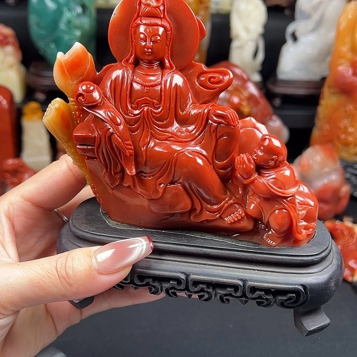 寿山石三彩老性芙蓉石