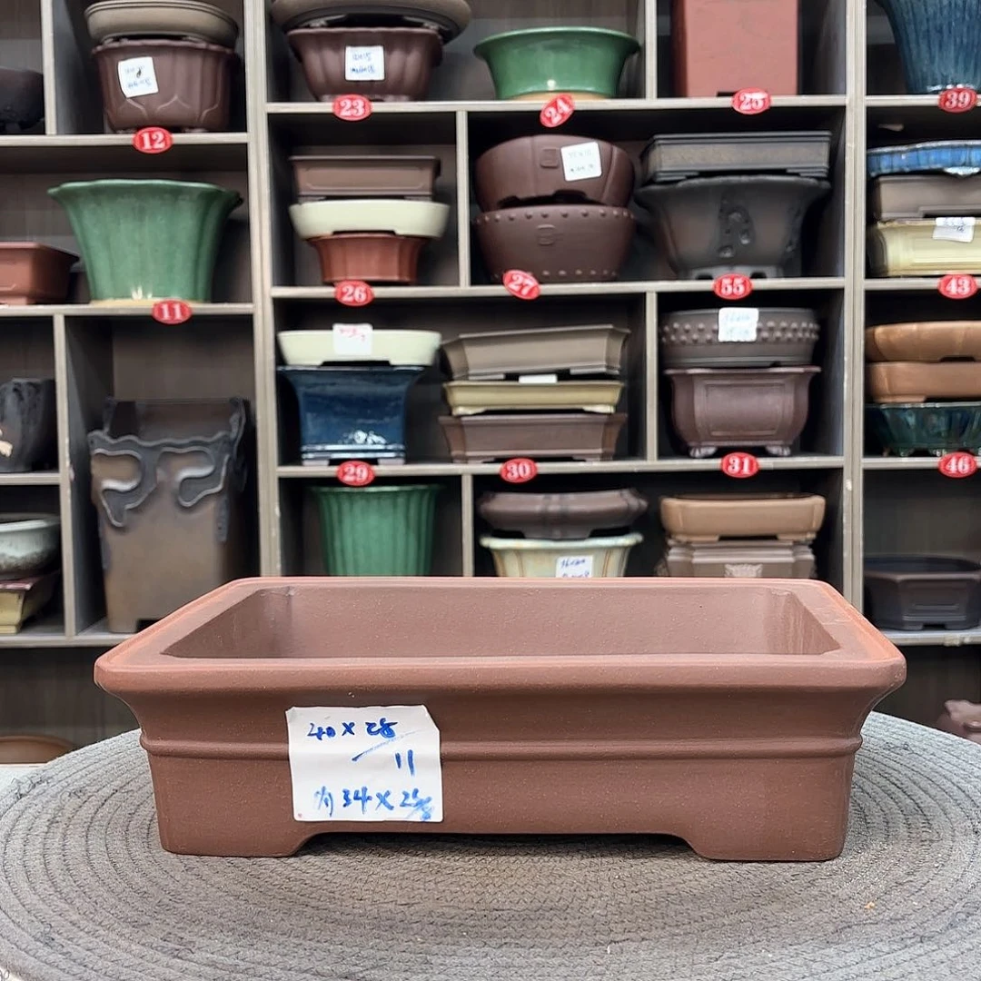 紫砂花盆紫砂的颜色很好看