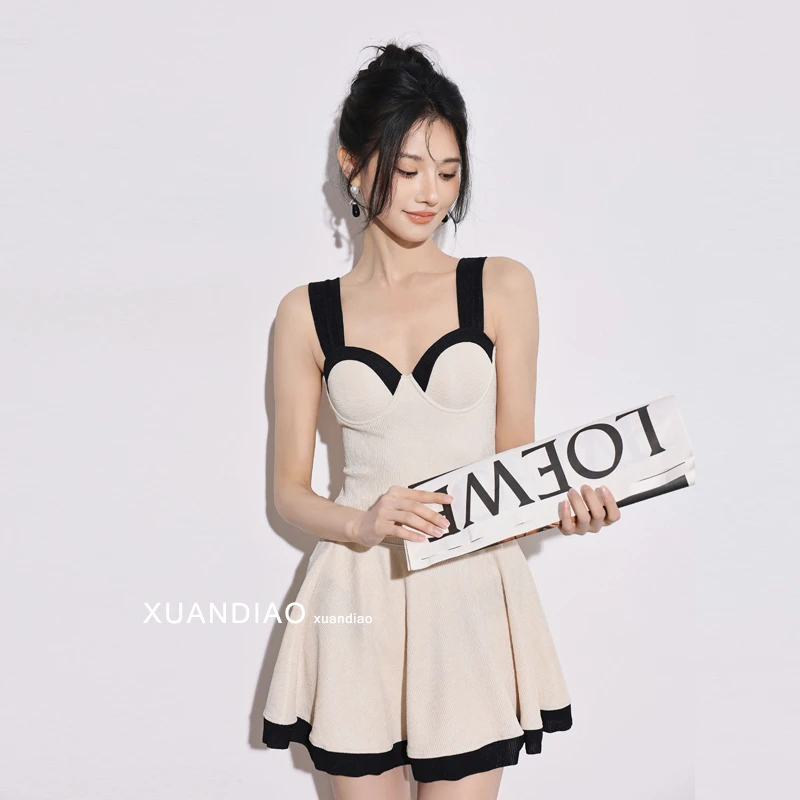 【晚风告白】泳衣女2025新款爆款温泉性感纯欲度假高级遮肉游泳衣